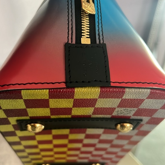 LOUIS VUITTON ALMA PM ( race line collection) - Picture 7 of 12